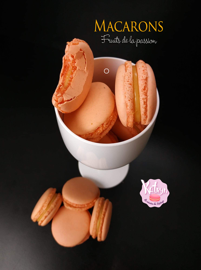 curd-fruit-de-la-passion-macaron 
