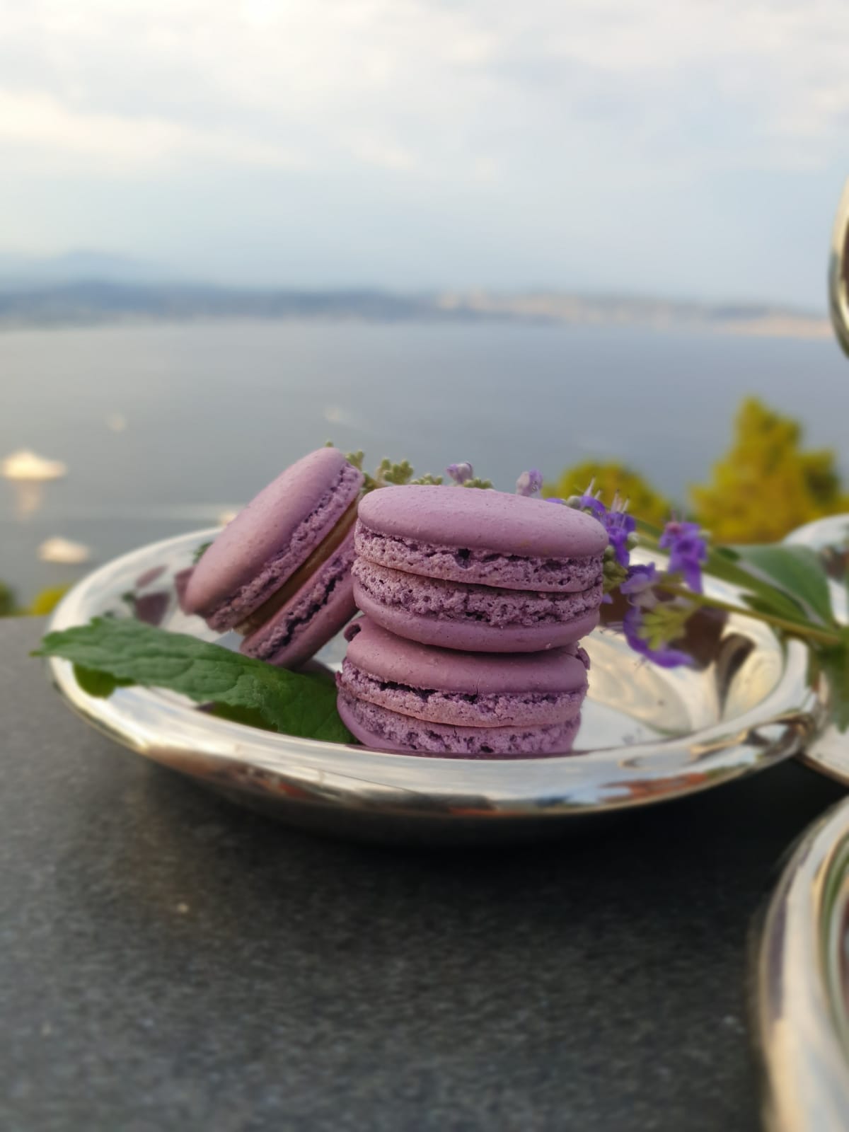 macaron-caramel-beurre-sale