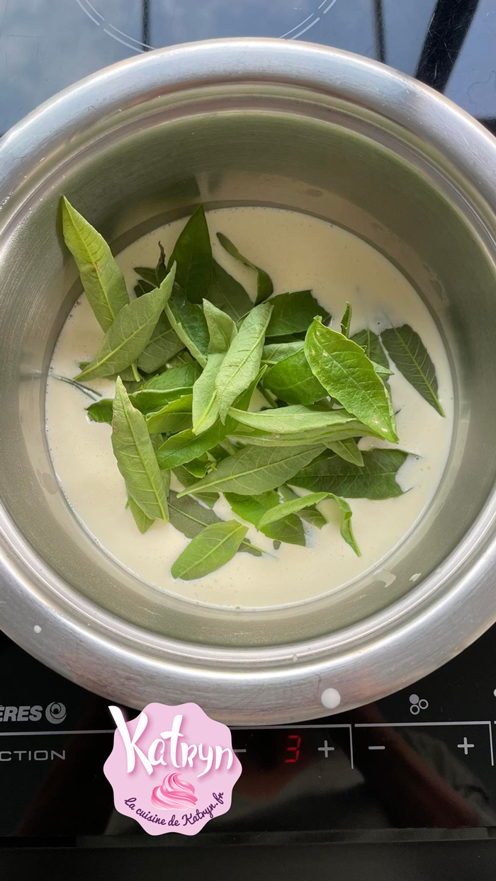 tarte-fraises-rhubarbes